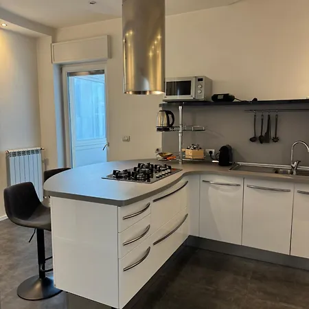 Enea Luxury - Piccinni דירה