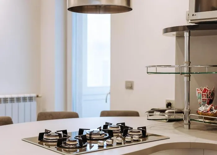 Enea Luxury - Piccinni Apartment *