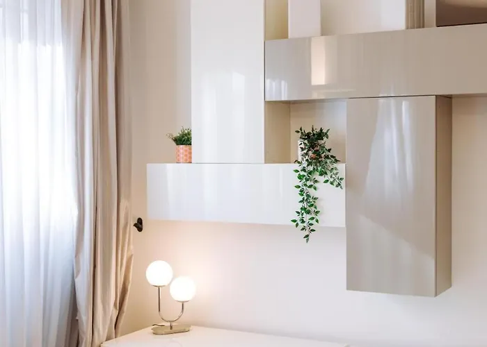 Enea Luxury - Piccinni Apartment *